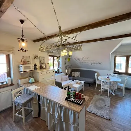 Klara ホームステイ *